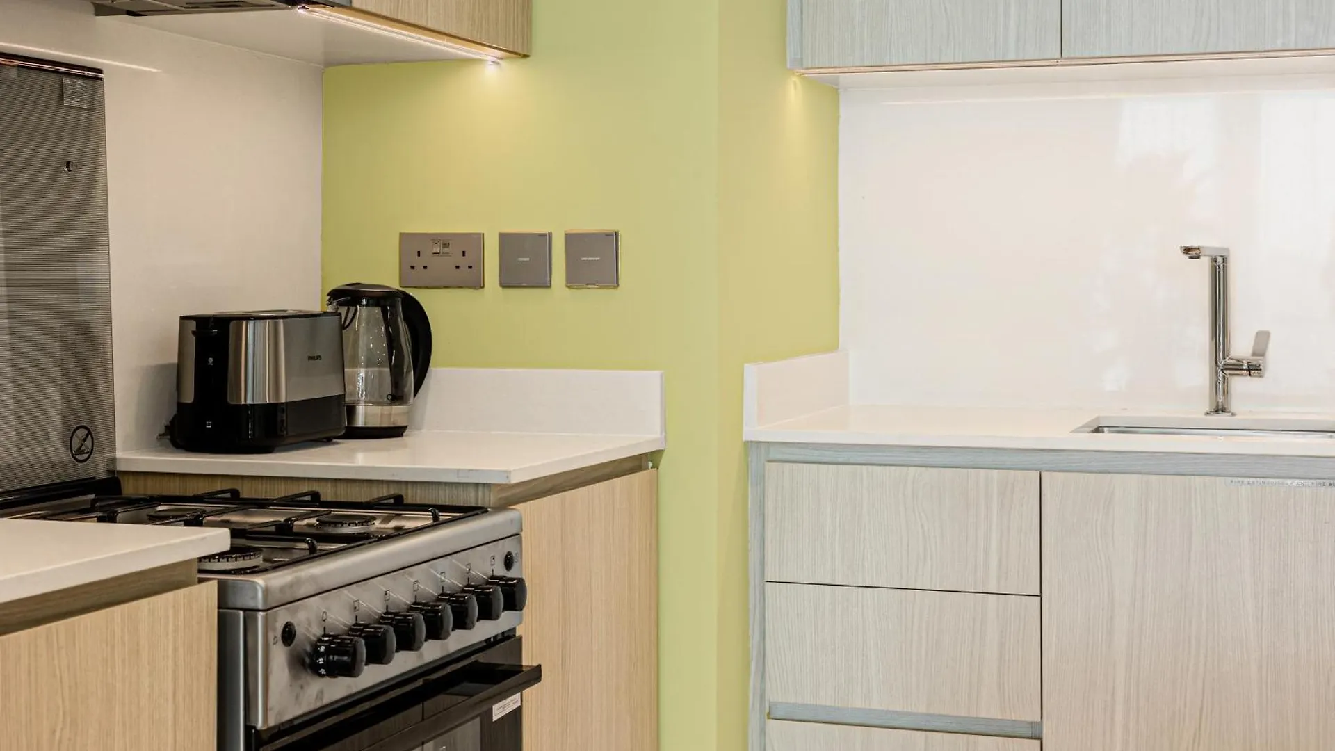 Elite 1Br Flat With Private Beach In Dubai Creek Apartment